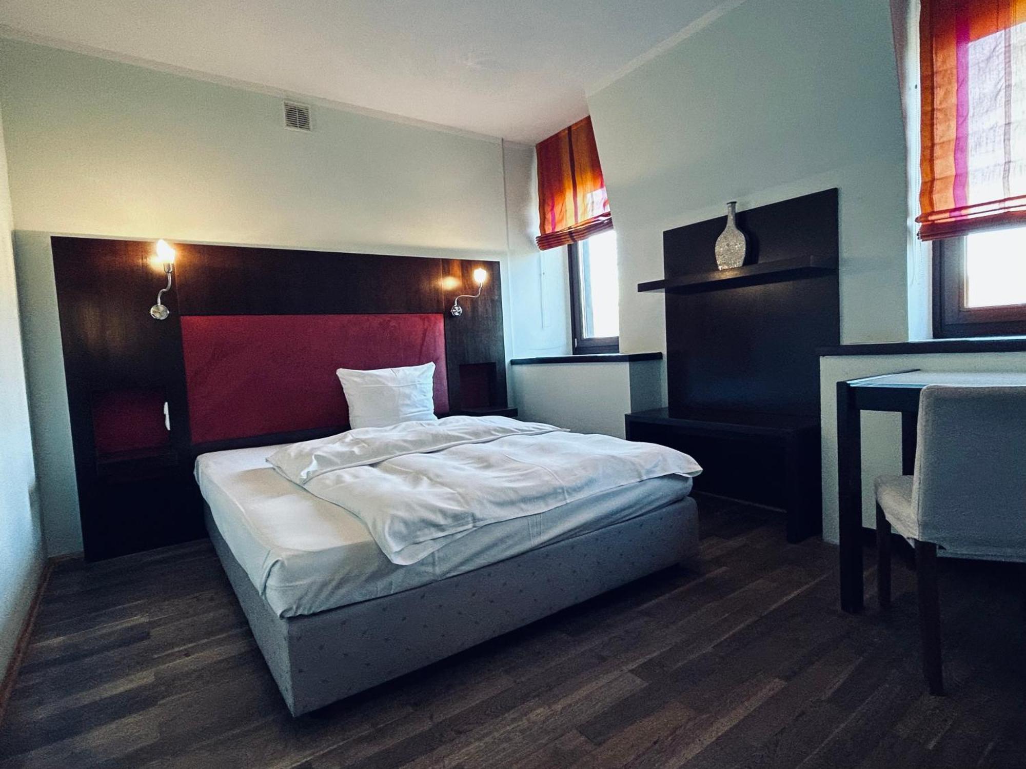Hotel Brasserie Erlangen Esterno foto